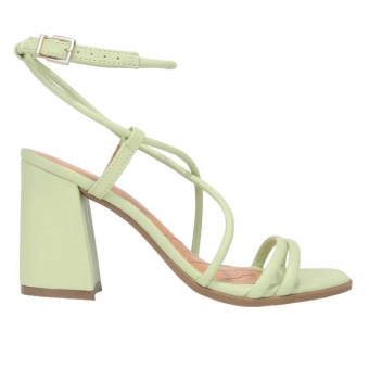Sandália Feminina Salto Bloco Com Tiras Trançadas Ramarim Ref: 22-41205